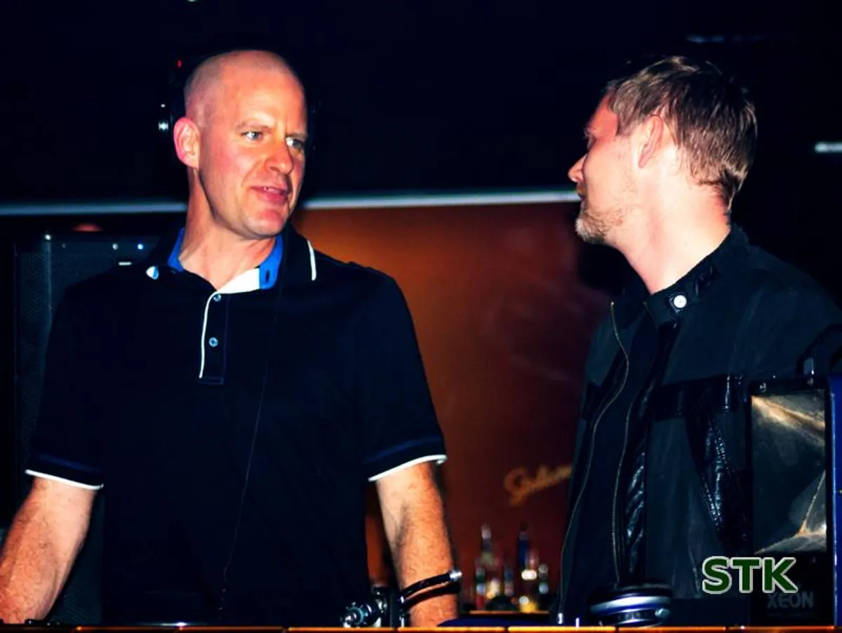 Vernon Douglas Social 7